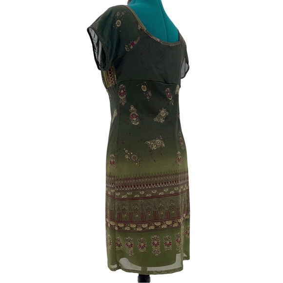 Scarlet Green and Sparkly Gold Paisley Cap Sleeve Ruched Bust Dress, 7 DAMAGED - Picture 5 of 16